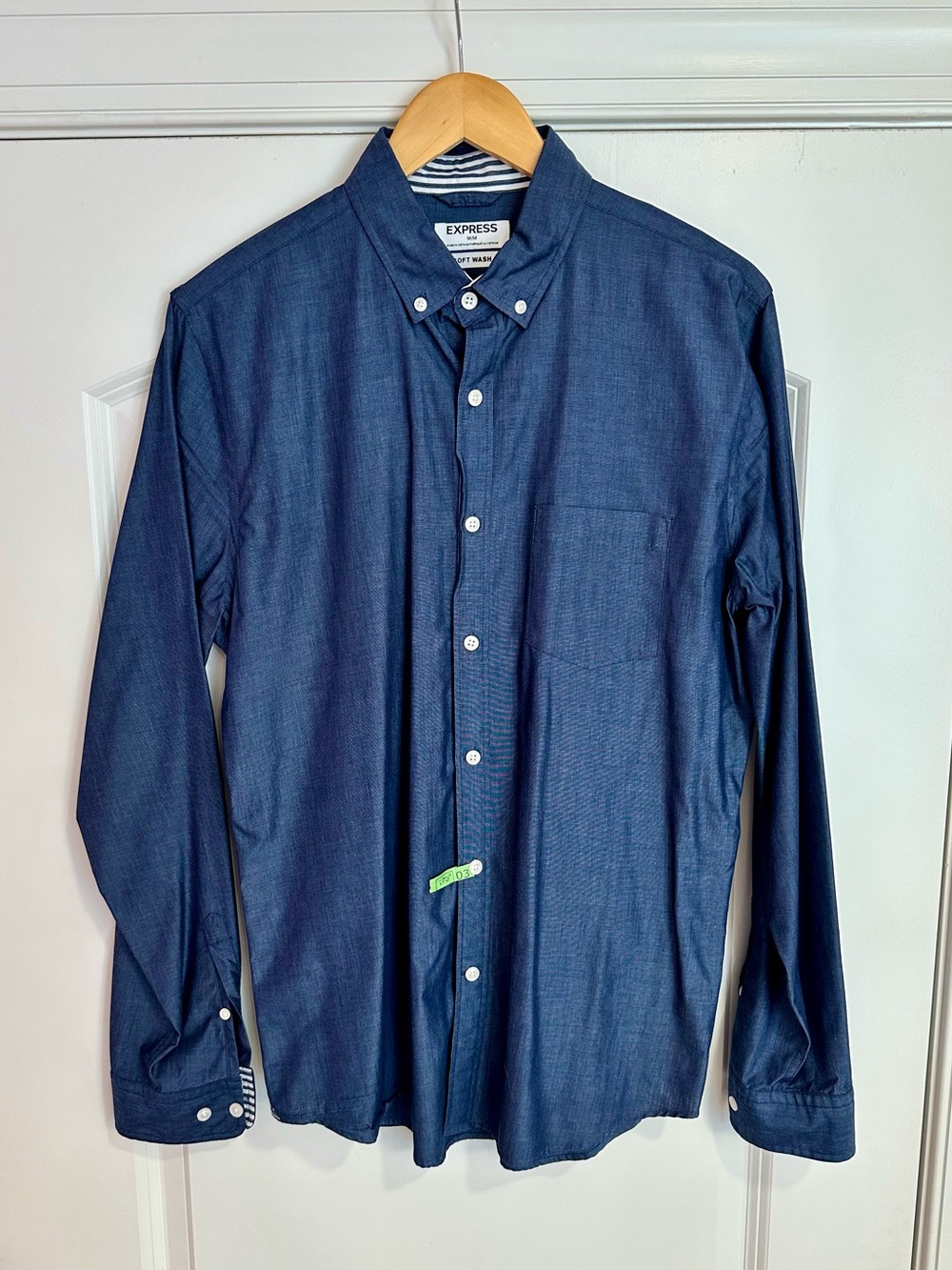 Express Mens Soft Wash Classic Button Down Shirt